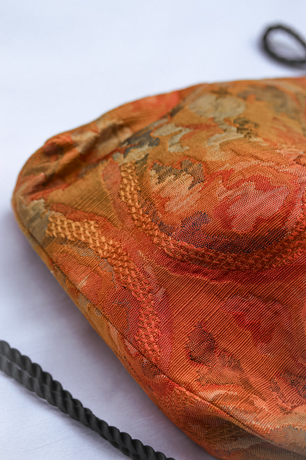 Mandarin-Kinchaku bag