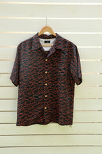 Load image into Gallery viewer, Black Ogi-Kimono Hawaiian Shirt
