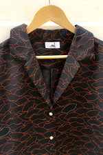 Load image into Gallery viewer, Black ogi-Crop Kimono Hawaiian Shirt
